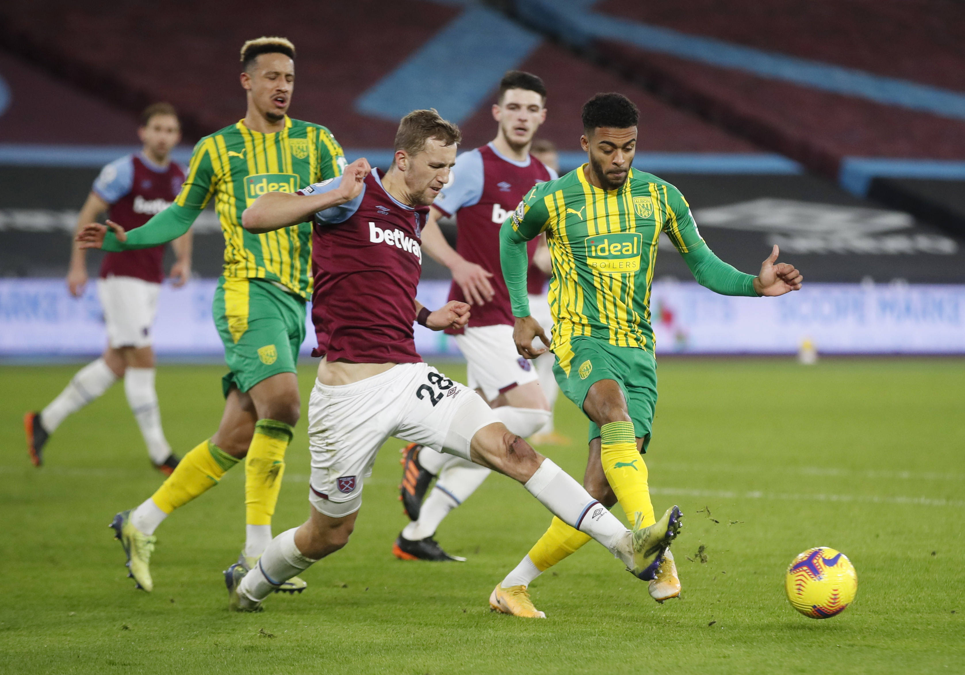 具备特别的 具备特别的